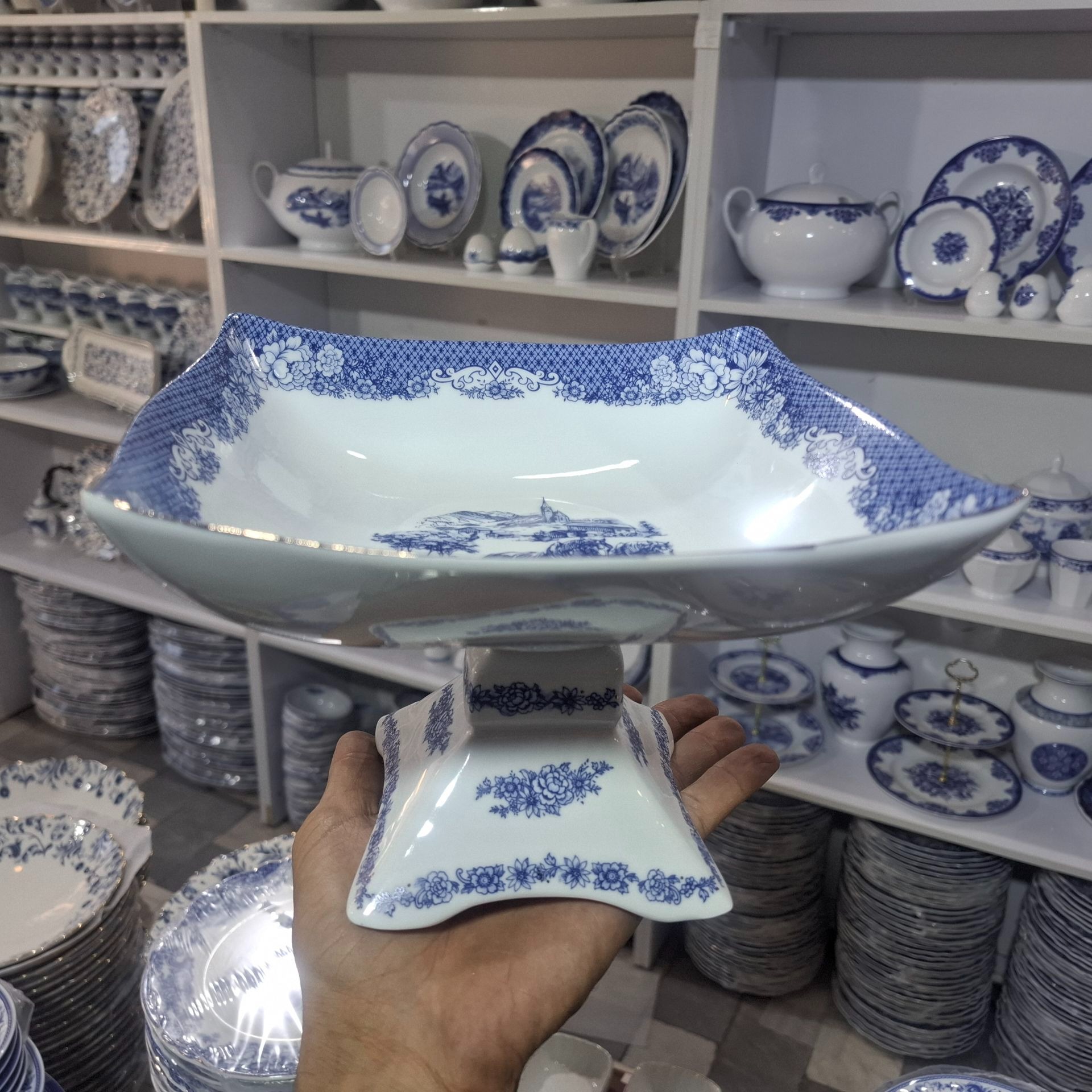 آجیل خوری پایه دار چینی پردیس کاشان مدل ویلیج